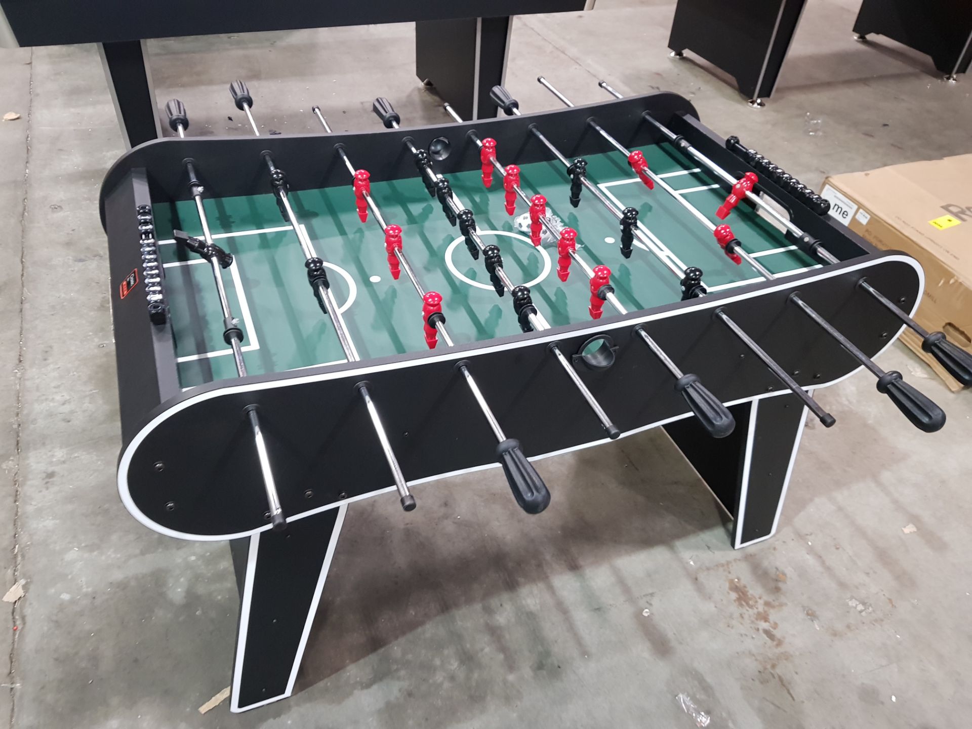 1 X BRAND NEW ASSEMBLED BCE 4 FT 6 INCH FOOTBALL TABLE (MODEL : FT5405 ) - NO BOX - INCLUDES SCORE