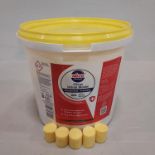 23 X BRAND NEW 3KG TUBS NILCO CITRUS URINAL BLOCKS - DEODORISES - FRESHENS - APPROX 150 BLOCKS PER