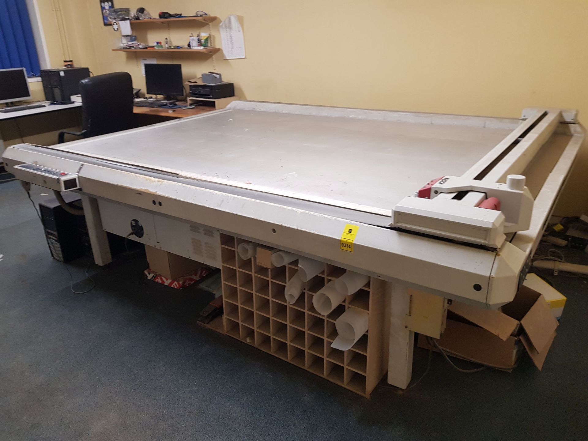 PLOTTER L2900MM X W2018MM *MUST BE STRIPPED DOWN BY CUSTOMER TO REMOVE* *** NOTE: ASSETS LOCATED