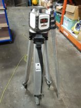 1 X LASER LINER CUBUS ( G210 S ) - WITH TRIPOD AND MEASURING TOOL - NO CHARGER