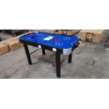 1 X BUILT BCE RILEY 5 FT AIR HOCKEY TABLE - INCLUDES FAN / 2 PUCKS / 2 PUSHERS ( PLEASE NOTE THIS IS