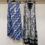 16 X BRAND NEW PISTACHIO DRESSES 9 IN BLACK/WHITE SIZE SMALL AND 7 IN BLUE/WHITE SIZE MEDIUM - RRP