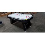 1 X BUILT DUNLOP 6 FT AIR HOCKEY TABLE WITH 240 V FAN MOTOR - INCLUDES SCORER / PUSHERS AND PUCKS