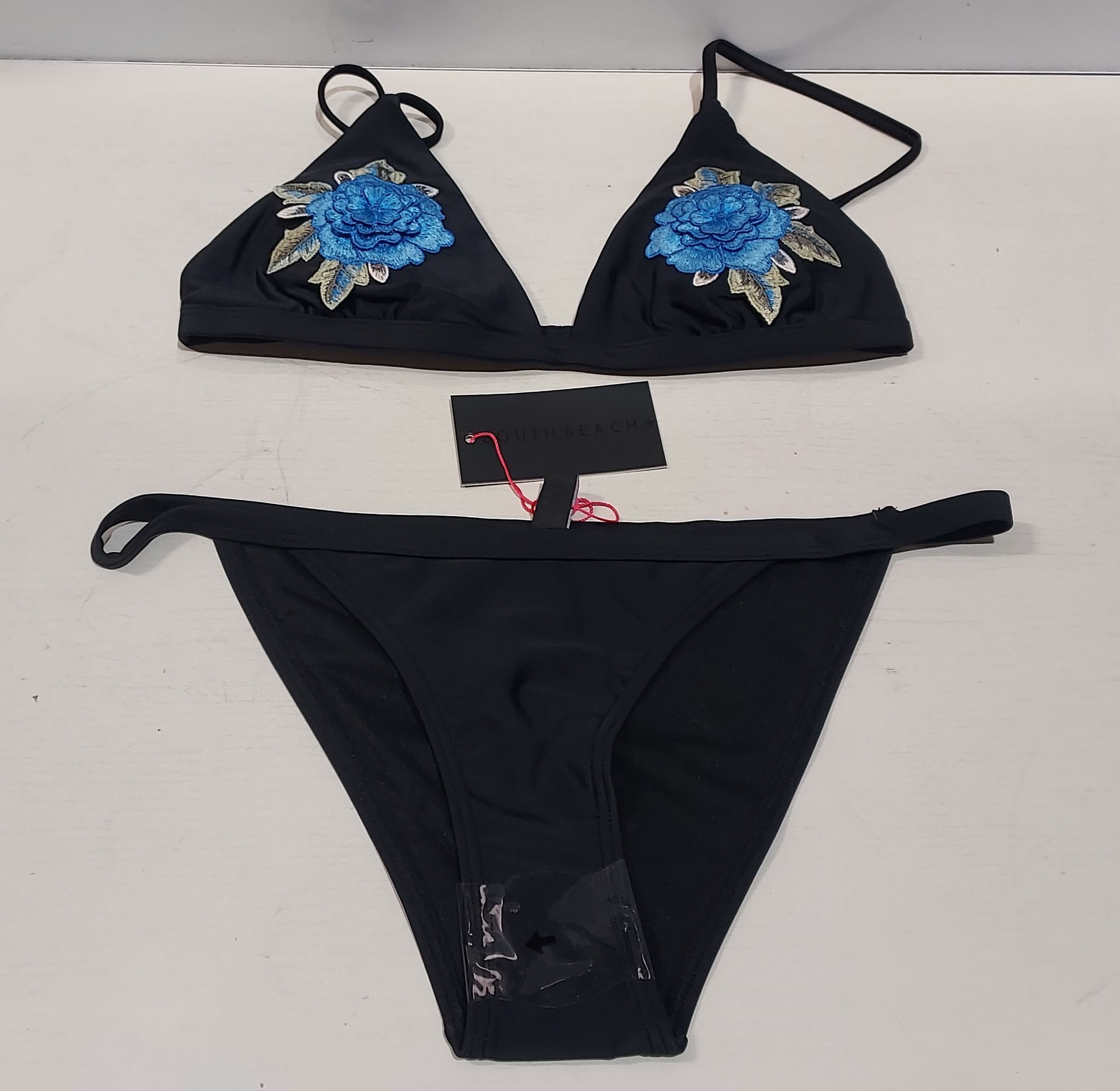100 X BRAND NEW SOUTH BEACH 3D FLOWER PRINT TRIANGLE BIKINI TOPS - IN BLACK AND BLUE - IN MIXED