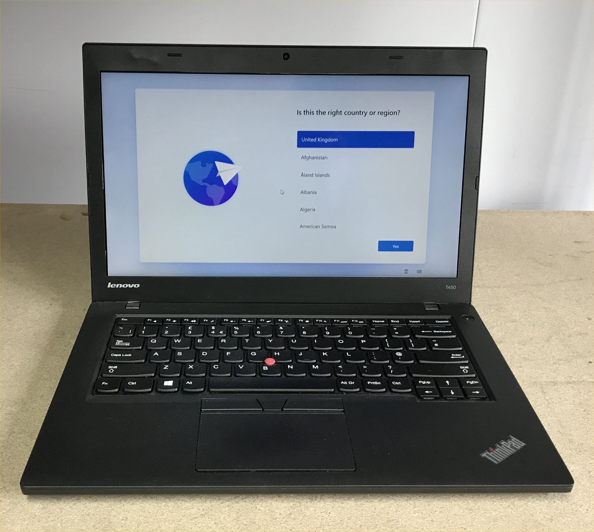 LENOVO T450 LAPTOP - INTEL Is-5300 CPU, 8GB RAM, 128GB SSD (NO CHARGER) - DATA WIPED & WINDOWS 11