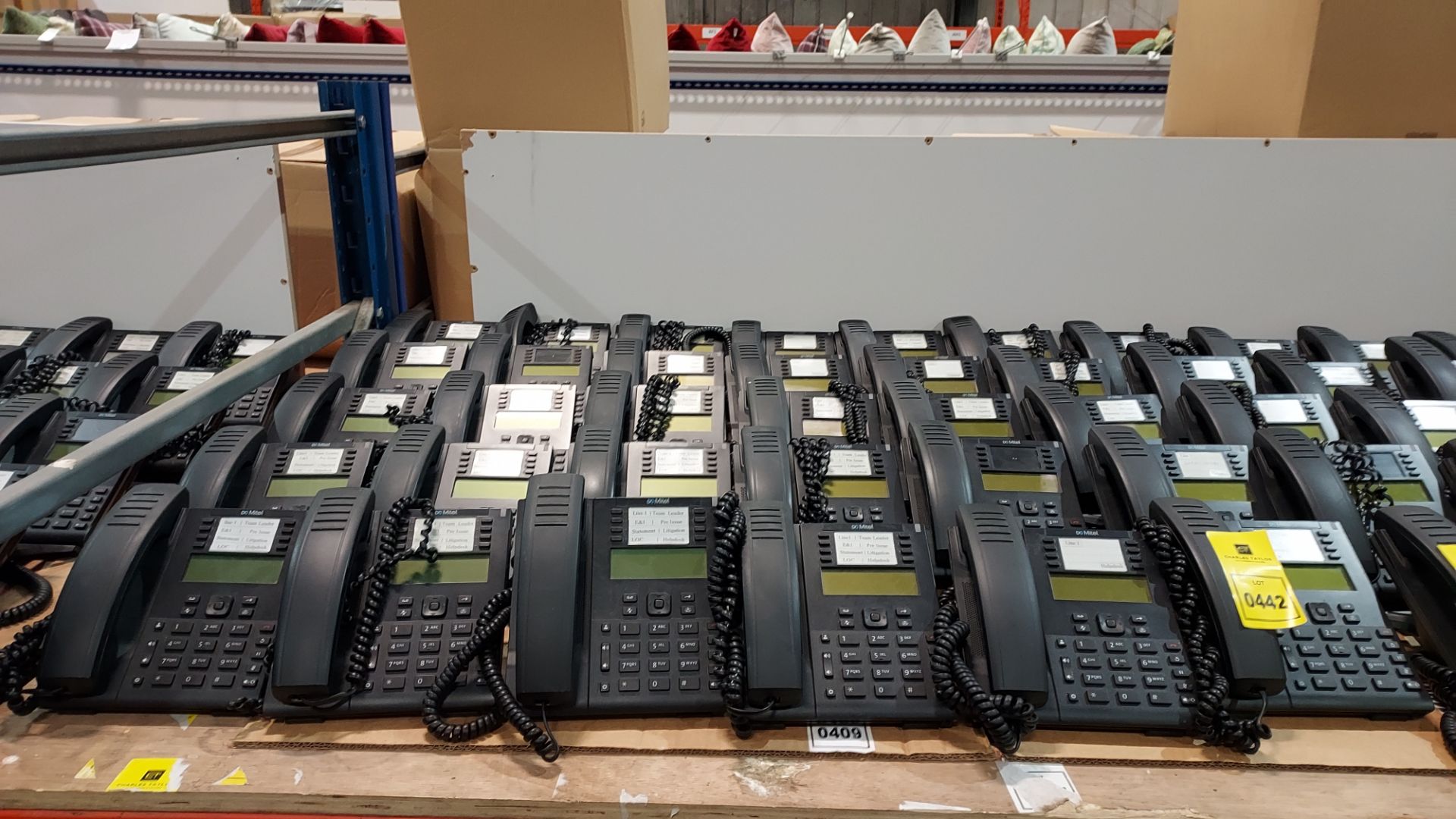 30 X MITEL TELEPHONES MODEL 6910 IP PHONE