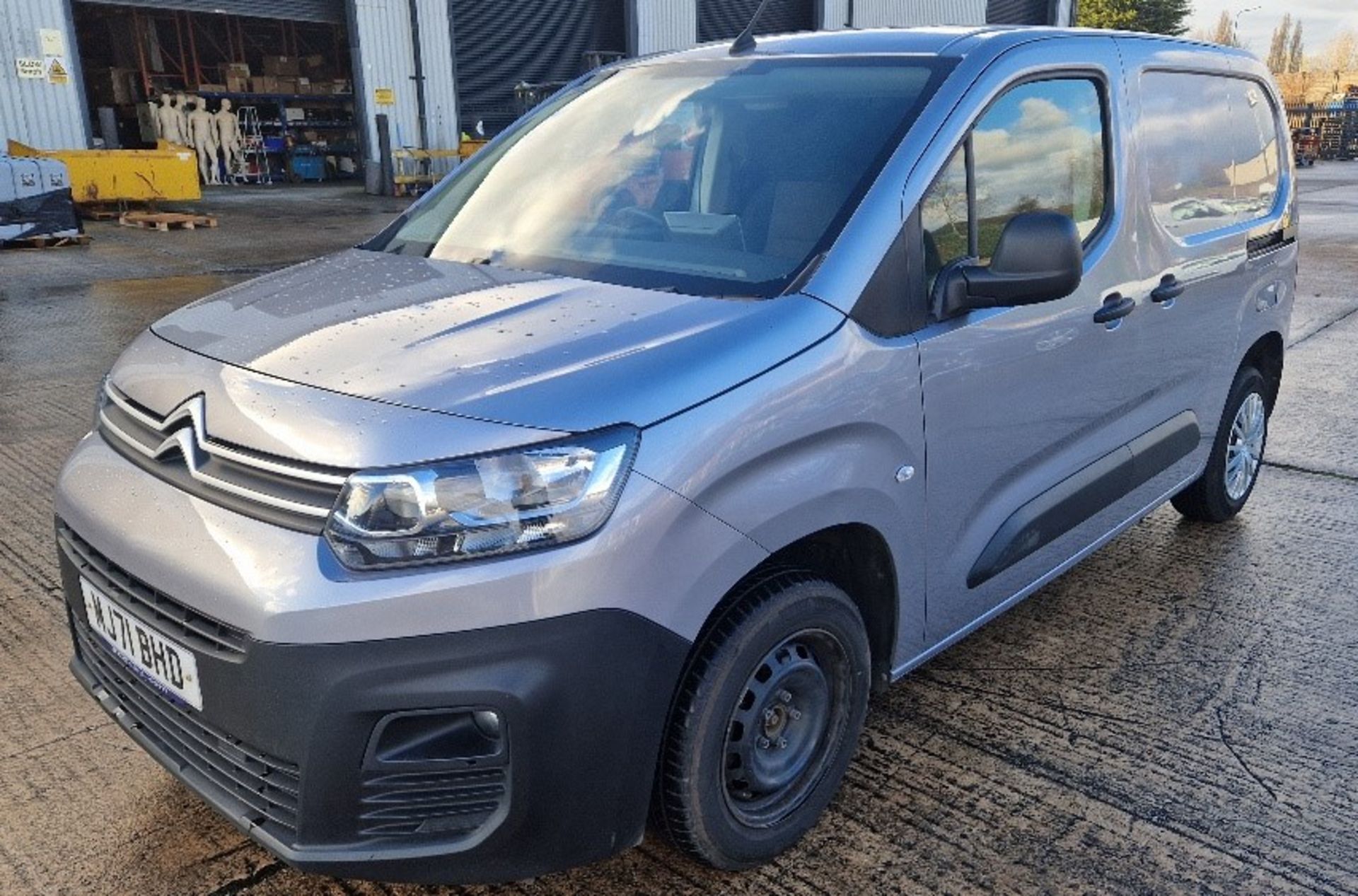 GREY CITROEN BERLINGO 650 EN-PRISE PRO DIESEL PANEL VAN 1500CC FIRST REGISTERED 29/10/21 REG: - Image 2 of 8