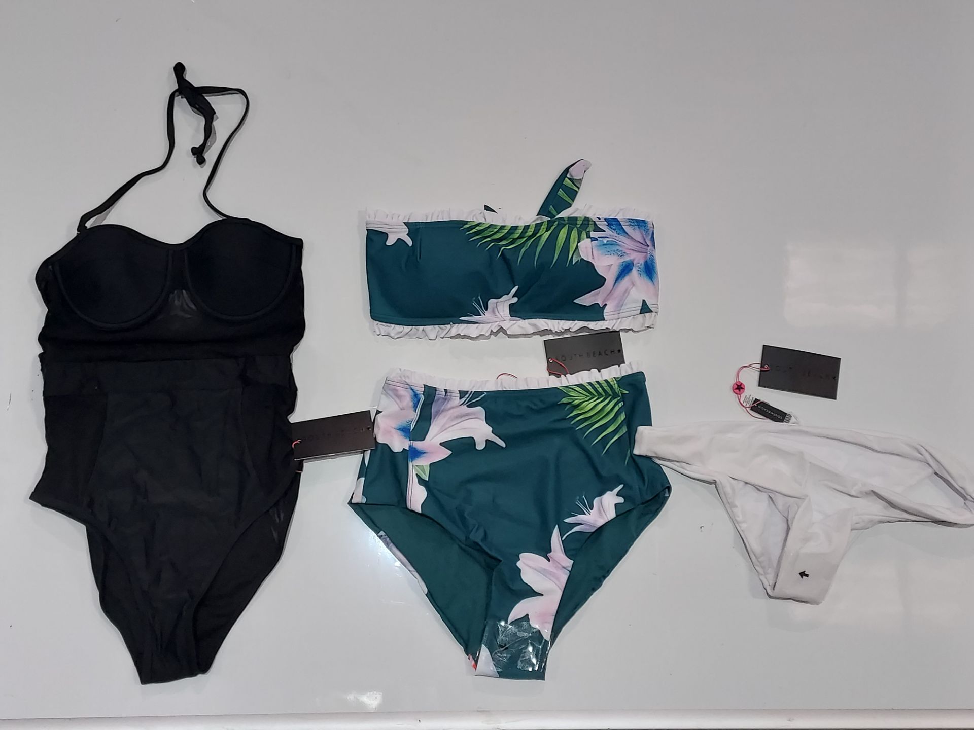 100 X BRAND NEW MIXED CLOTHING LOT CONTAINING SOUTH BEACH MIX AND MATCH HIPSTER BIKINI BOTTOMS IN