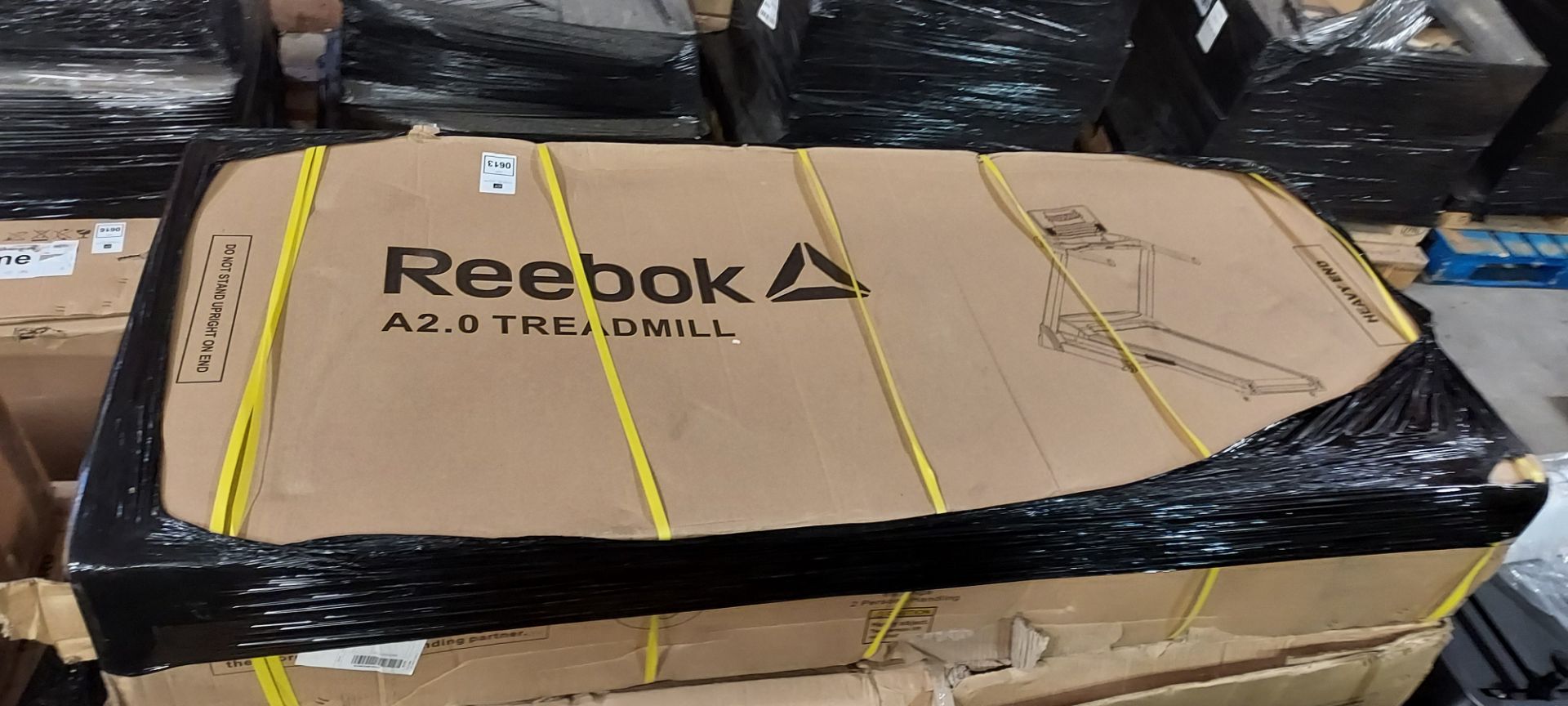 1 X BRAND NEW FACTORY SEALED REEBOK A2 TREADMILL 00 IN SILVER GROSS WEIGHT 60KG (NOTE BOX SLIGHTLY - Image 2 of 2