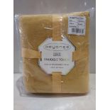 24 X BRAND NEW DEYONGS SNUGGLE TOUCH DELUXE MICROFIBRE THROWS - IN MUSTARD COLOUR (140 X 180