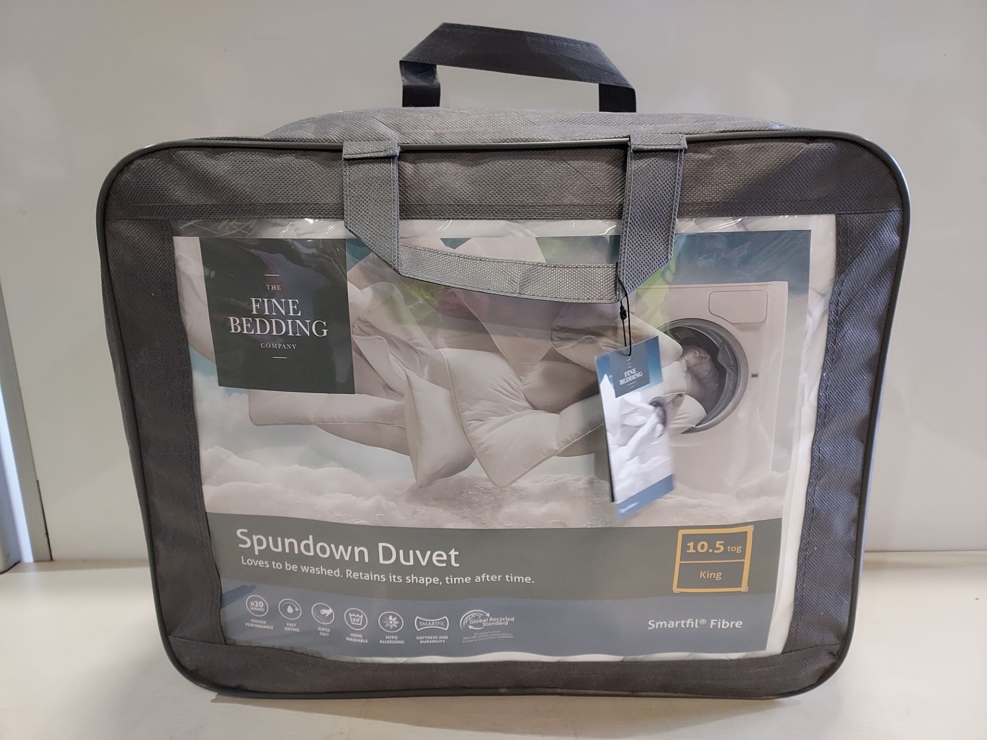 4 X BRAND NEW THE FINE BEDDING COMPANY SPUNDOWN DUVETS - WASHABLE - QUICK DRYING - SMARTFIL