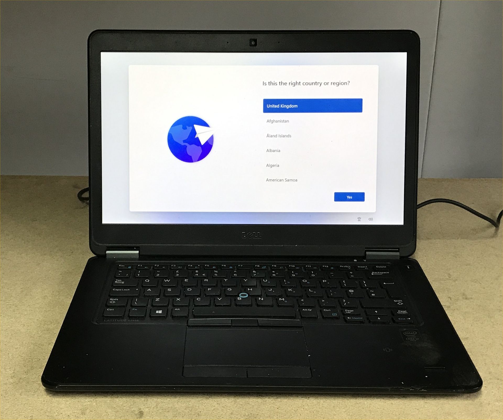 DELL LATITUDE E7450 LAPTOP, INTEL I7-5600U CPU, 8GB RAM, 256GB SSD, DATA WIPED WITH WINDOWS 11