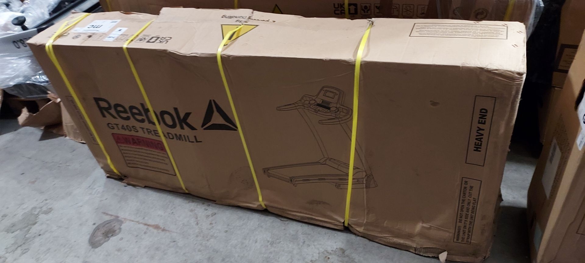 1 X BRAND NEW FACTORY SEALED REEBOK A2 TREADMILL 00 IN SILVER GROSS WEIGHT 60KG (NOTE BOX SLIGHTLY - Image 2 of 2