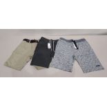 17 X PIECE MIX LOT CONTAINING 9 NEW SHORE TOKYO LAUNDRY CHINO SHORTS WITH BELT SIZE SMALL , 8 MENS