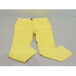 30 X BRAND NEW AEROPOSTALE WOMEN'S CHINO'S IN YELLOW SIZE 34R IN ONE BOX