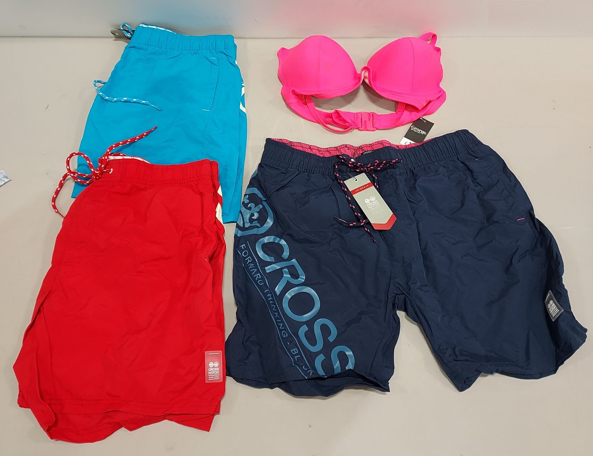 28 X PIECE BRAND NEW LOT CONTAINING 8 X CROSSHATCH PACIFIC MENS SWIMSHORTS SIZE XL IN BLUE , RED AND