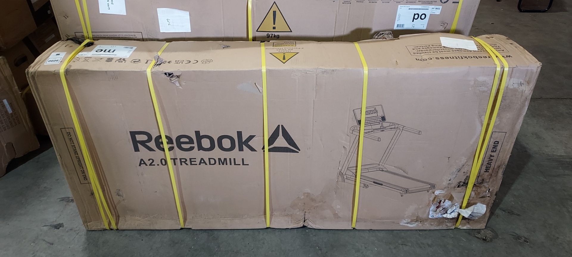 1 X BRAND NEW FACTORY SEALED REEBOK A2 TREADMILL 00 IN SILVER GROSS WEIGHT 75KG (NOTE BOX SLIGHTLY - Image 2 of 2