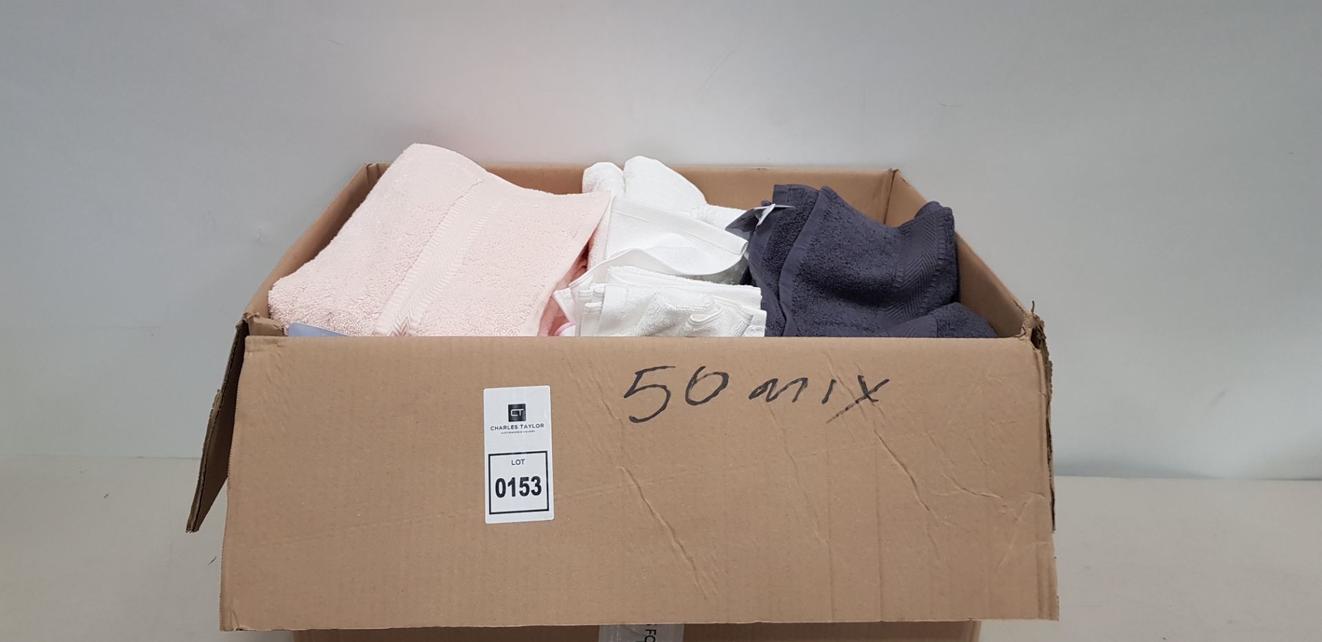 50 X BRAND NEW MIXED MUSBURY AND HOTEL ACCENTS SUPERSOFT N DRY BATH / HAND / FACE TOWELS - IN - Image 2 of 2