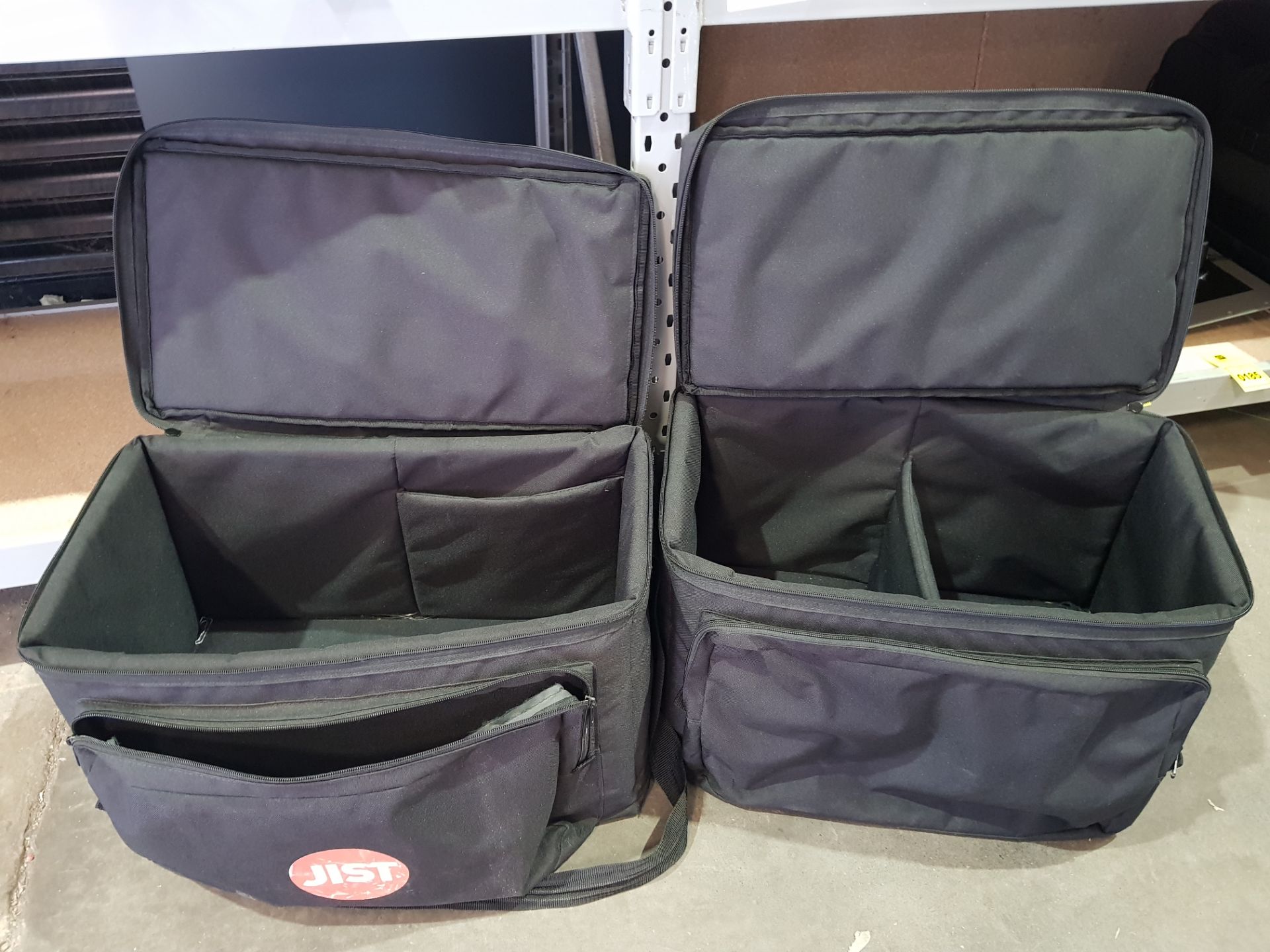 2 X LARGE MEDIA CARRY BAGS (UNBRANDED)