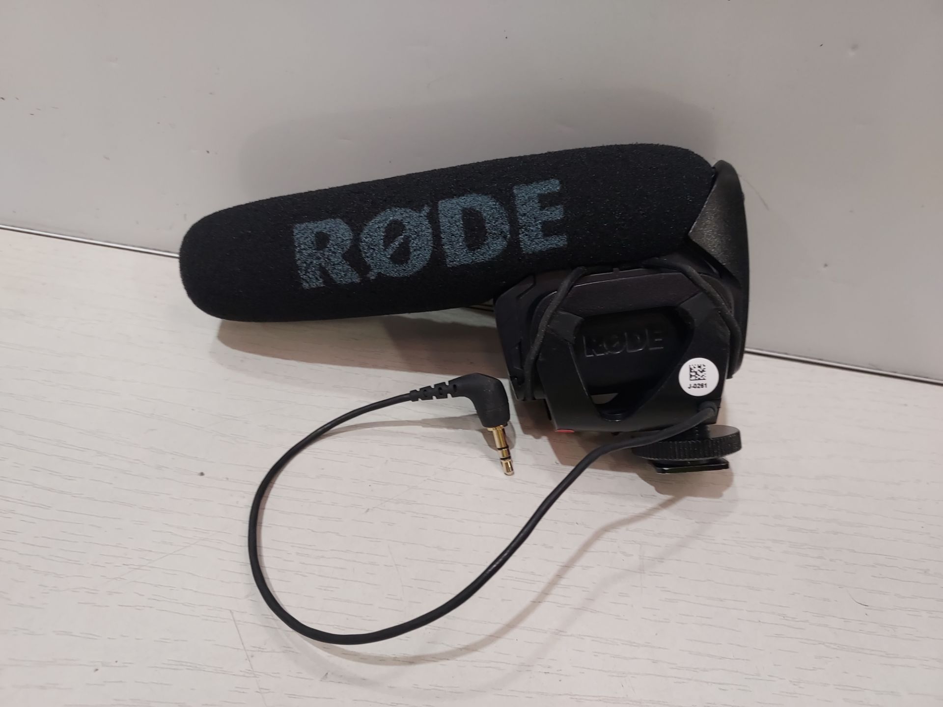 RODE VIDEONIC PR ON-CAMERA MICROPHONE - Image 2 of 2