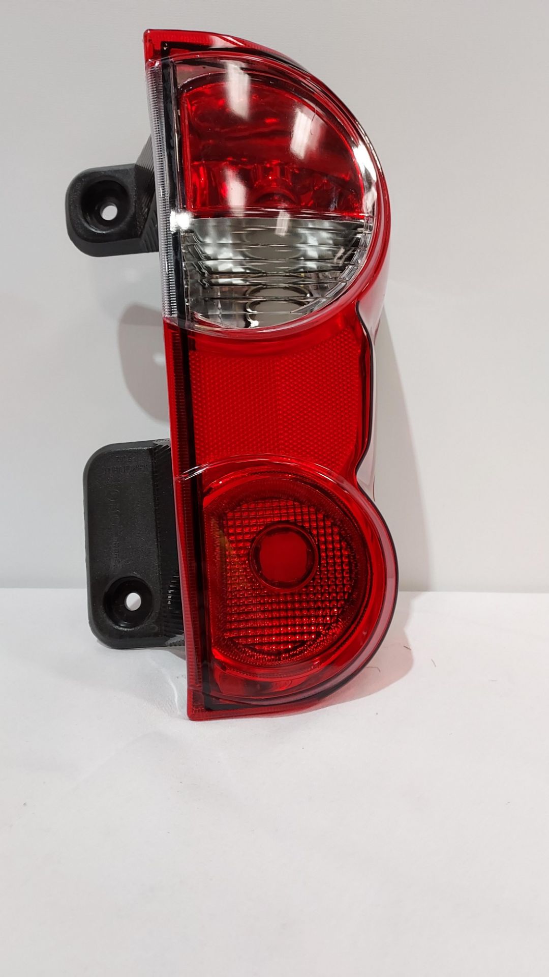 14 X BRAND NEW NISSAN NV200 2009-2015 REAR BACK TAIL LIGHT LAMP DRIVERS SIDE IN ONE LARGE BOX