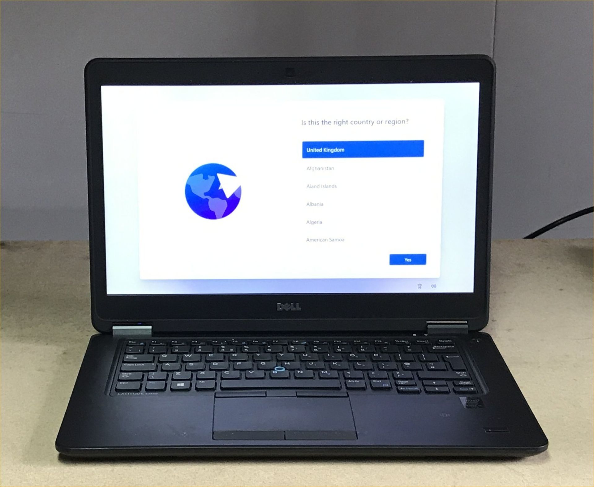 DELL LATITUDE E7450 LAPTOP, INTEL I7-5600U CPU, 8GB RAM, 256GB HDD, DATA WIPED & WIN 11 INSTALLED,