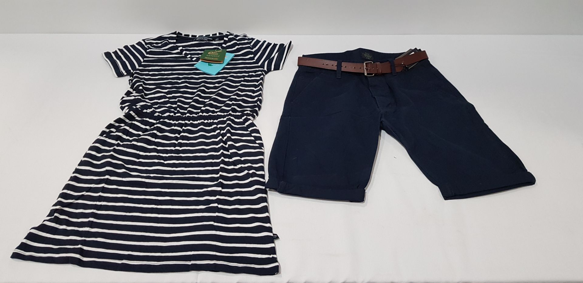 16 X BRAND NEW MIXED LOT CONTAINING 10 SMITH AND JONES NAVY CHINO SHORTS WITH BELT IN SIZE 30 WAIST,