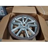 4 X GENUINE BRAND NEW BOXED RANGE ROVER 19 INCH ALLOY WHEELS - PART NUMBER - ( LR037742)