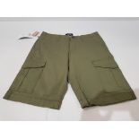 15 X BRAND NEW MENS JACK AND JONES CARGO SHORTS WITH POCKETS IN GREEN, 6 IN SIZE SMALL, 9 IN SIZE