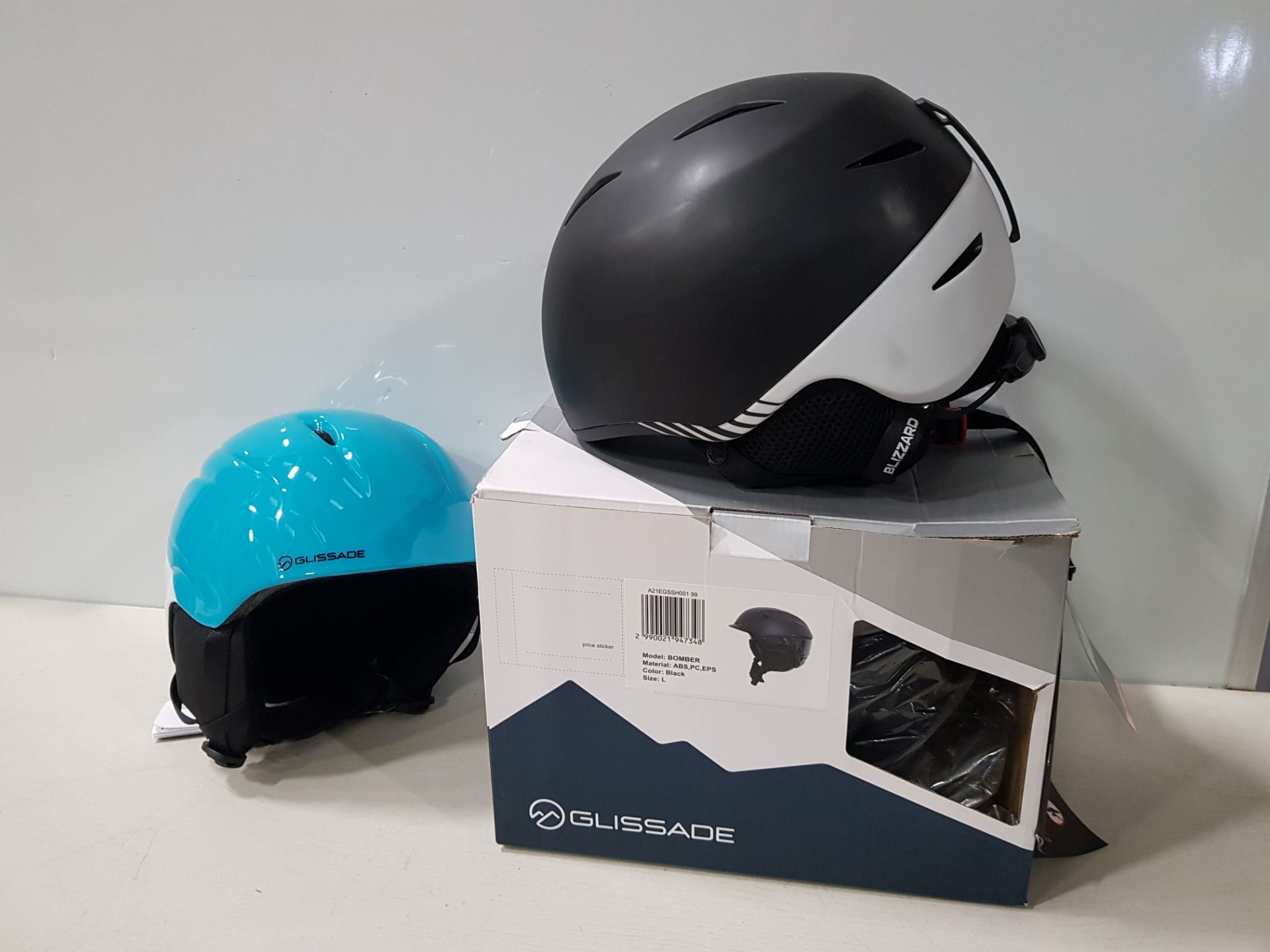 20 X BRAND NEW MIXED HELMET LOT TO INCLUDE SOLOMON - ROLLER BLADE - BLIZZARD AND UVEX HELMETS IN