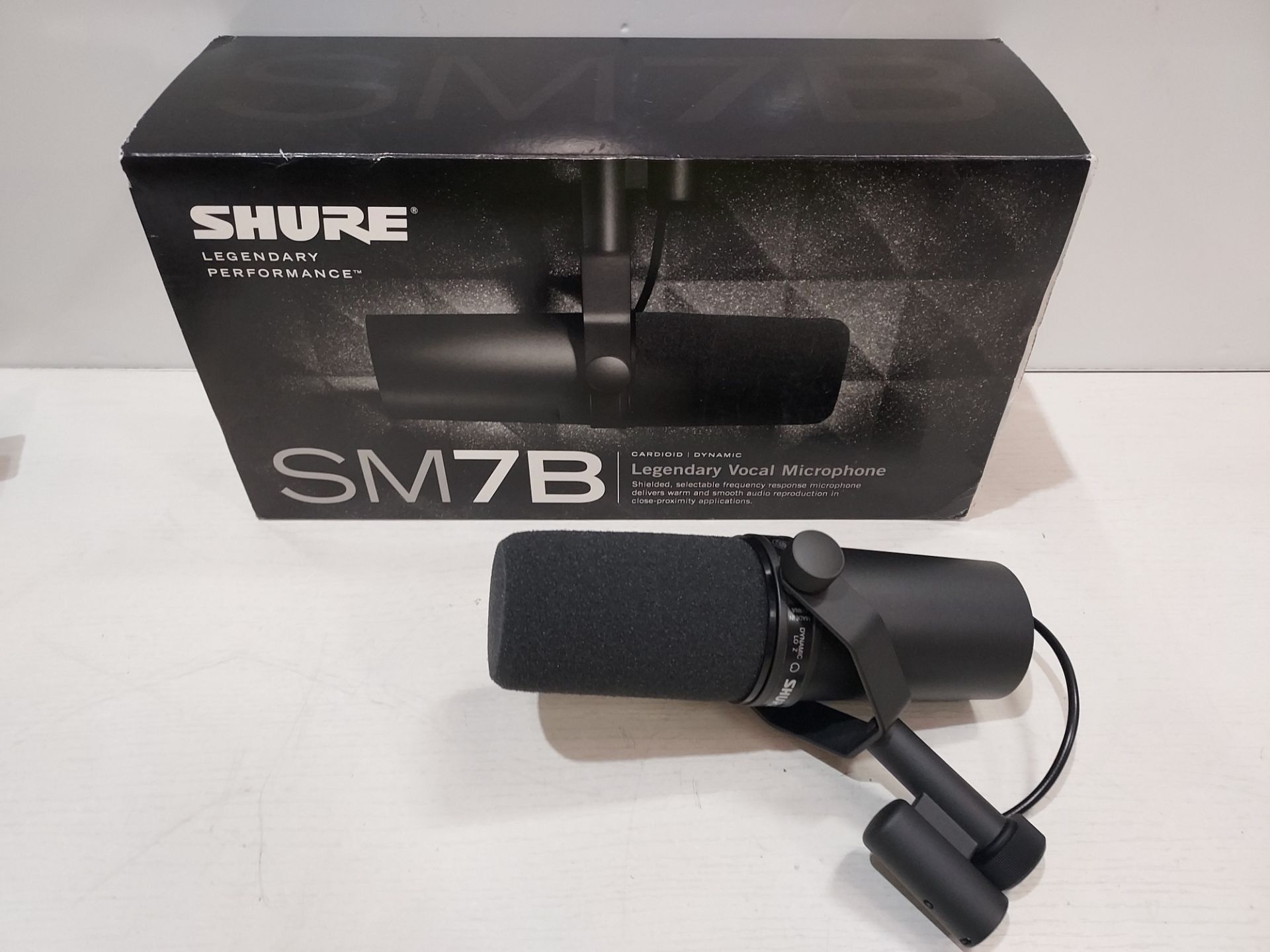 SHURE SM7B DYNAMIC VOCAL MICROPHONE - Image 2 of 2