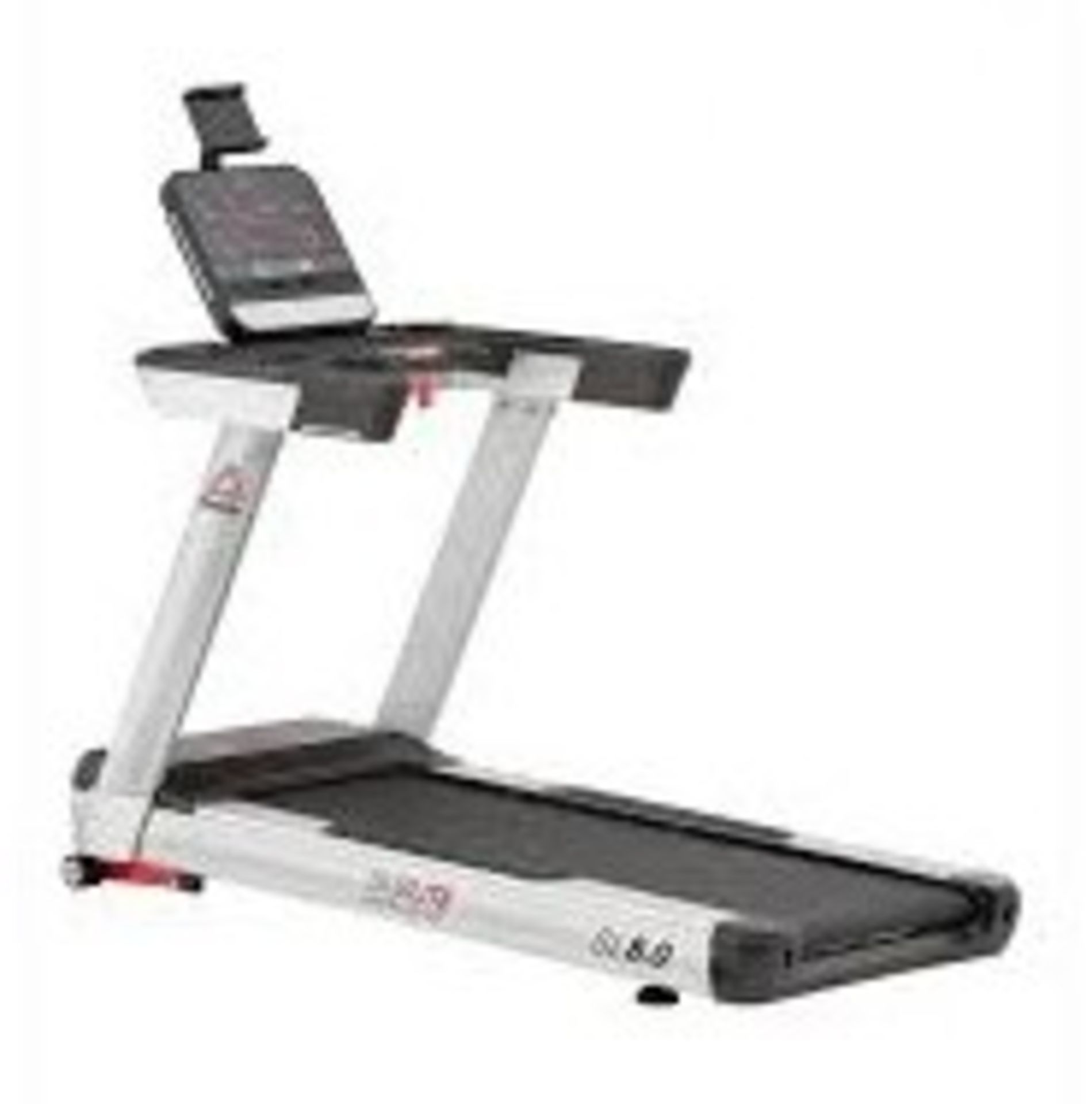 1 X BOXED REEBOK SL8.0 AC TREADMILL IN SILVER - IN 1 BOX ( PLEASE NOTE CUSTOMER RETURN AND DAMAGE ON