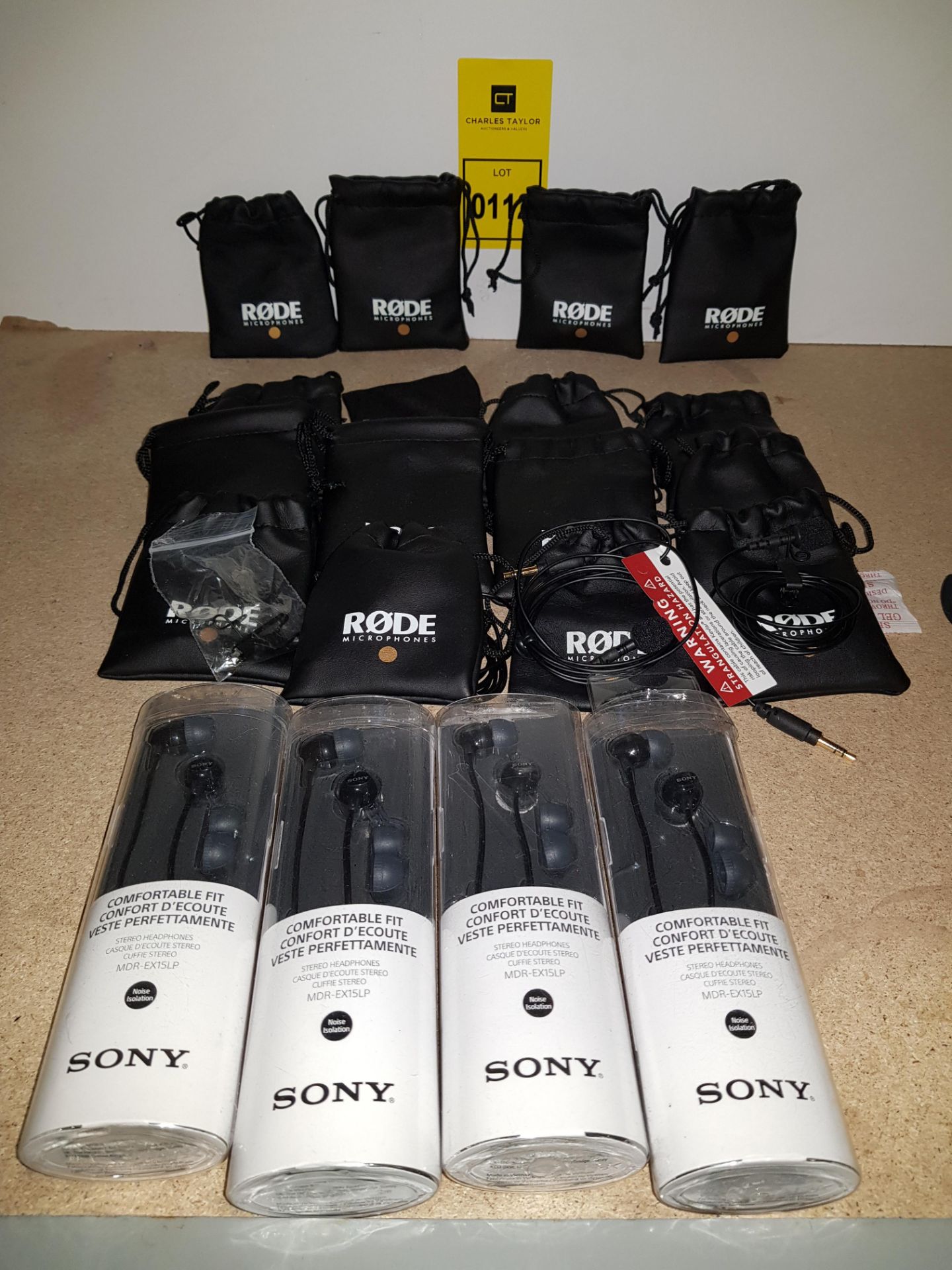 16 X RODE LAVALIER GO CLIP MOUNT. 4.5MM IN DIAMETER MICROPHONES PLIS 4 X BRAND NEW SONY MDR-EX15LP - Image 2 of 2