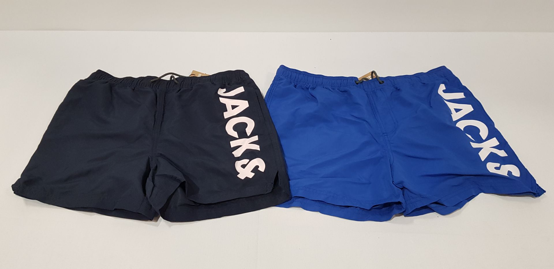 19 X BRAND NEW JACK AND JONES SWIMMING SHORTS IN BLUE AND IN NAVY IN MIXED SIZES(£15 EACH RRP- TOTAL