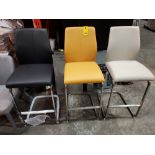 3 X BAR STOOLS IN MIXED COLOURS- BLACK, ORANGE AND CRÈME-
