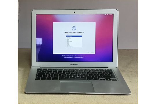 APPLE 13 INCH A1466 EMC 2925 MACBOOK WITH INTEL I5-5250U CPU, 4GB RAM, 250GB STORAGE, MACOS MONTEREY