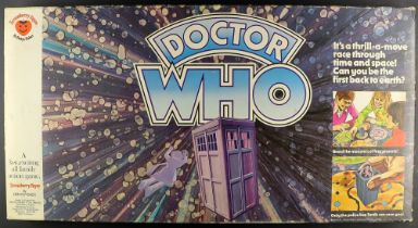 DR WHO - BOARD GAMES AND PUZZLES. Includes 'Dr Who' by Strawberry Fayre, Monopoly - Dr Who ed (