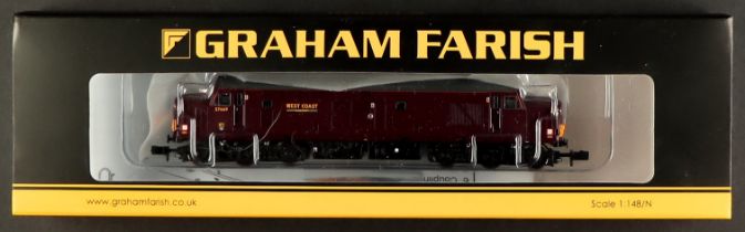 N GAUGE GRAHAM FARISH LOCOMOTIVE 371-172 Class 37/5 37669 WCRC. Working, boxed and stated to be