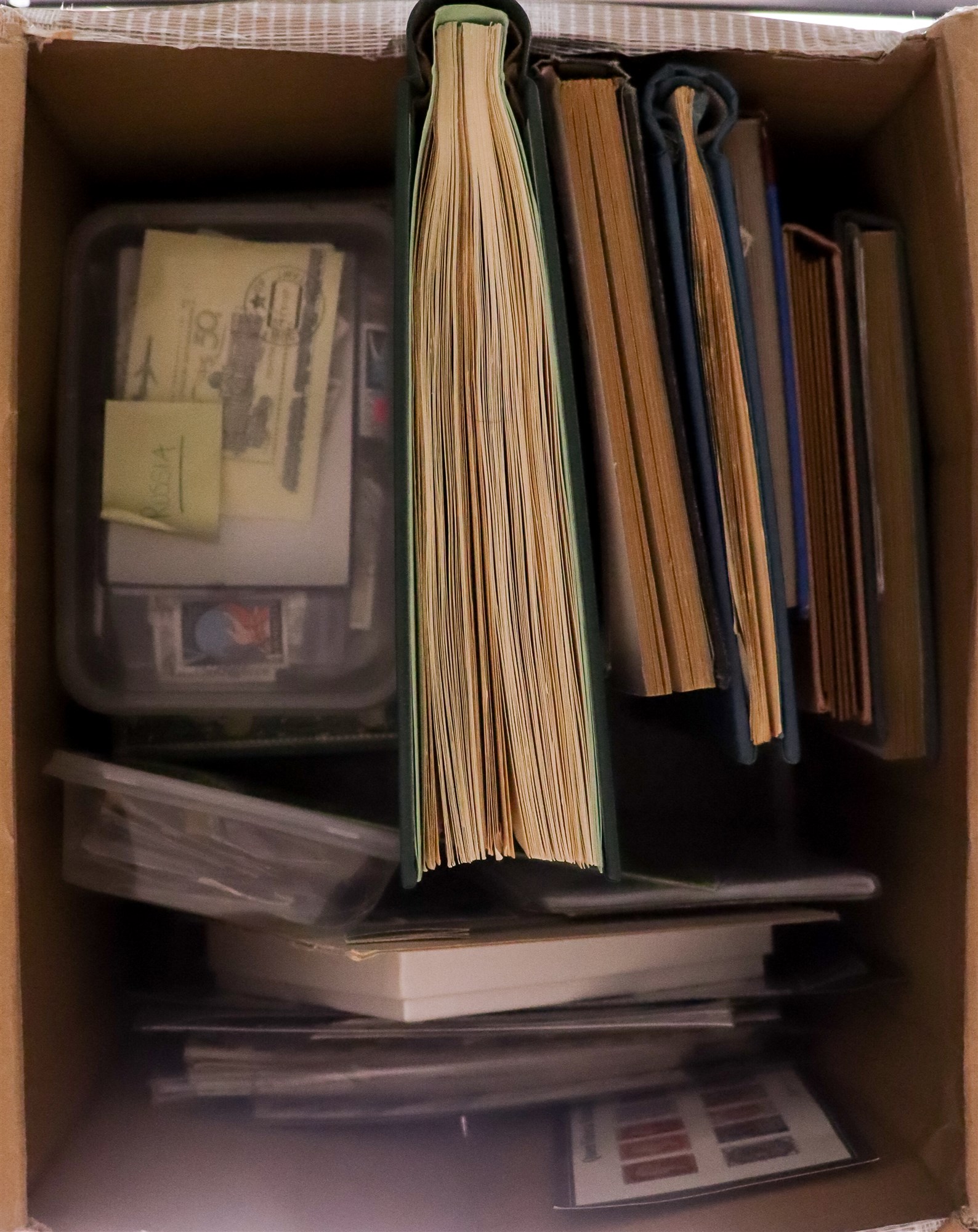 COLLECTIONS & ACCUMULATIONS 6 CARTONS WITH INTERESTING CONTENTS in approx 60 albums and binders plus - Image 15 of 20