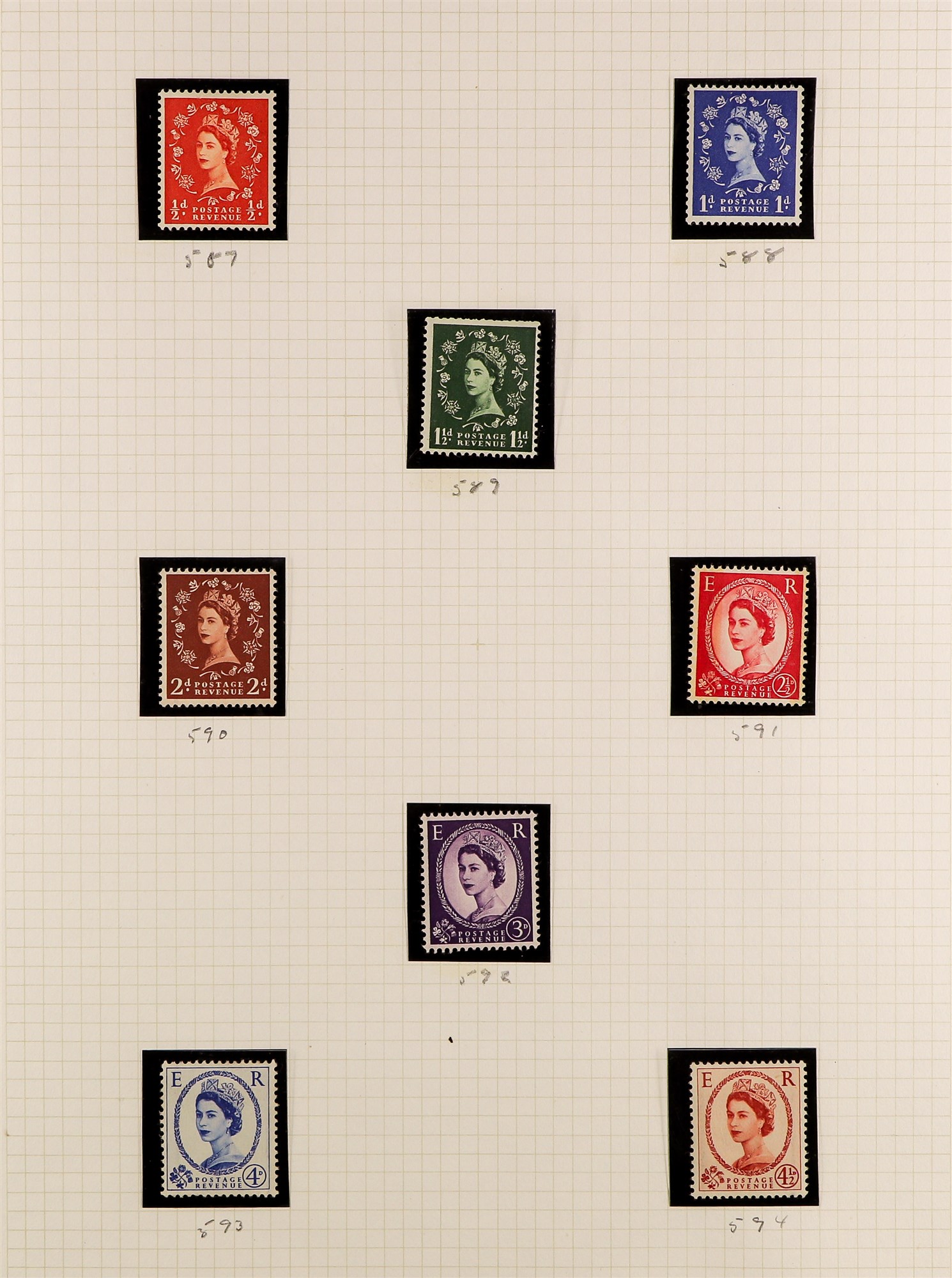 GREAT BRITAIN 1924-1982 MINT COLLECTION in hingeless mounts in two albums, later issues are never - Image 7 of 27