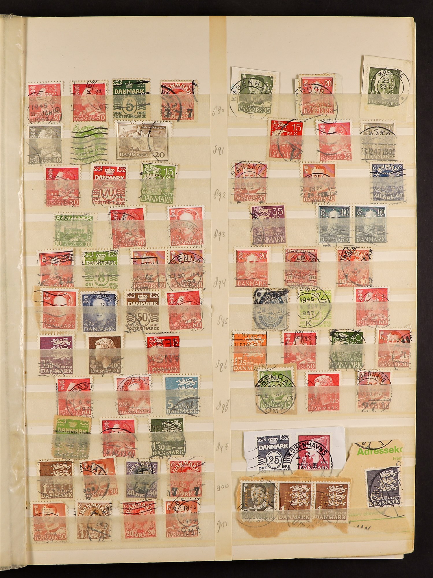 COLLECTIONS & ACCUMULATIONS PERFINS an accumulation of over 2500 stamps from all over the world ( - Image 6 of 17