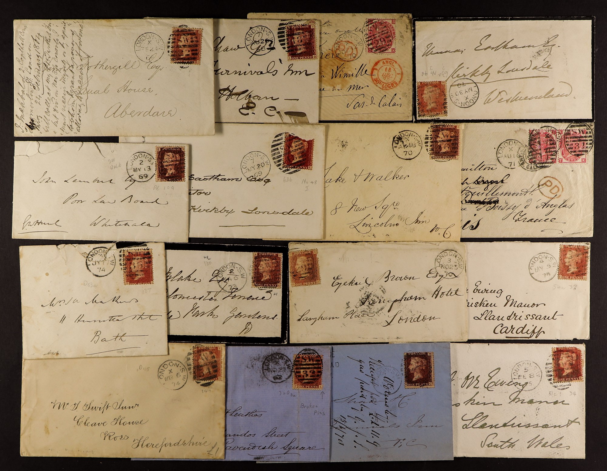 GB.QUEEN VICTORIA 1858 - 1879 COVERS - LONDON SOUTH WESTERN DISTRICT OFFICE. 65 covers with stamps