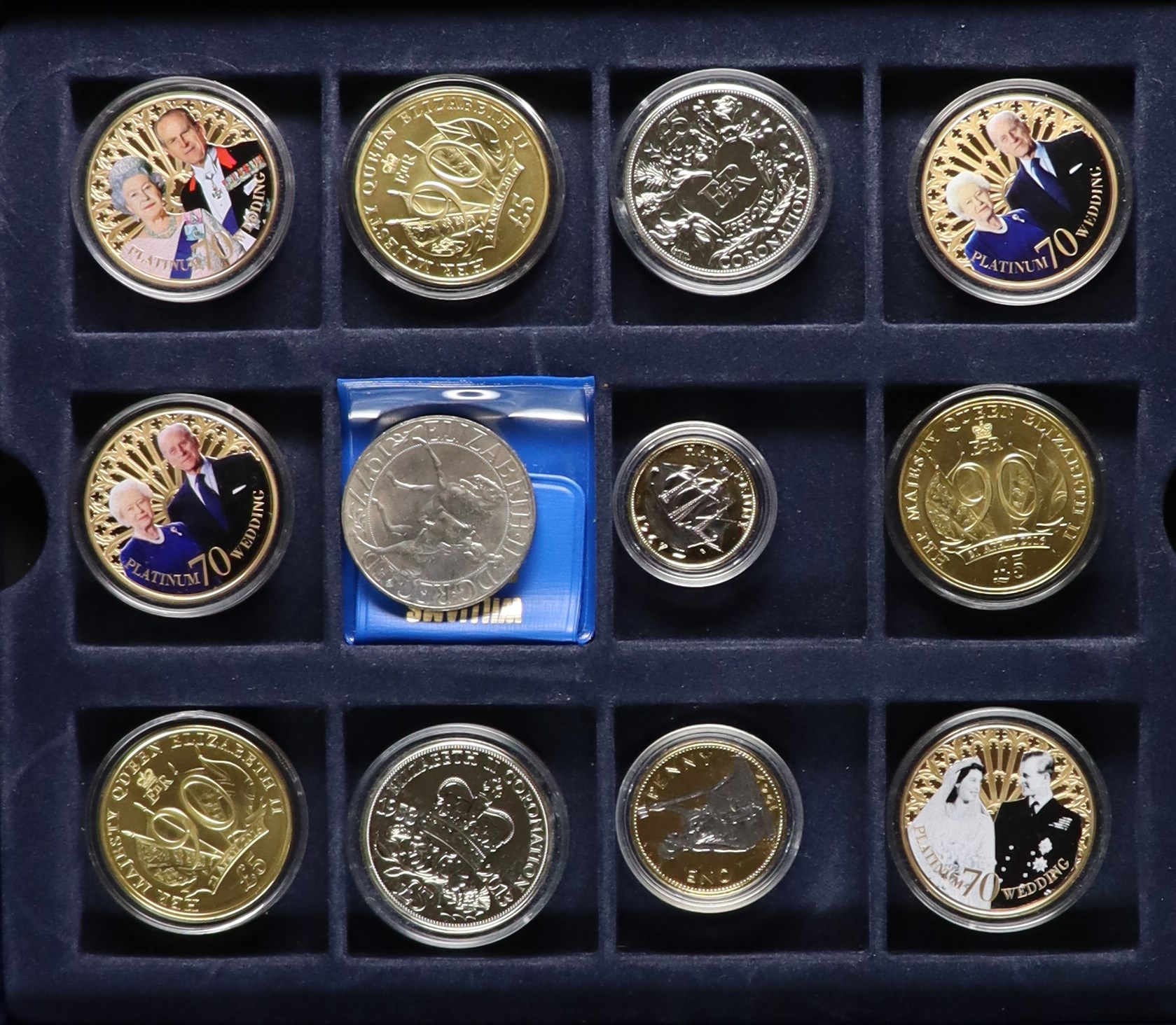 MODERN COIN COLLECTION. Includes 3 sets of the Change Checker 50p collections (Kew Gardens, - Image 3 of 6