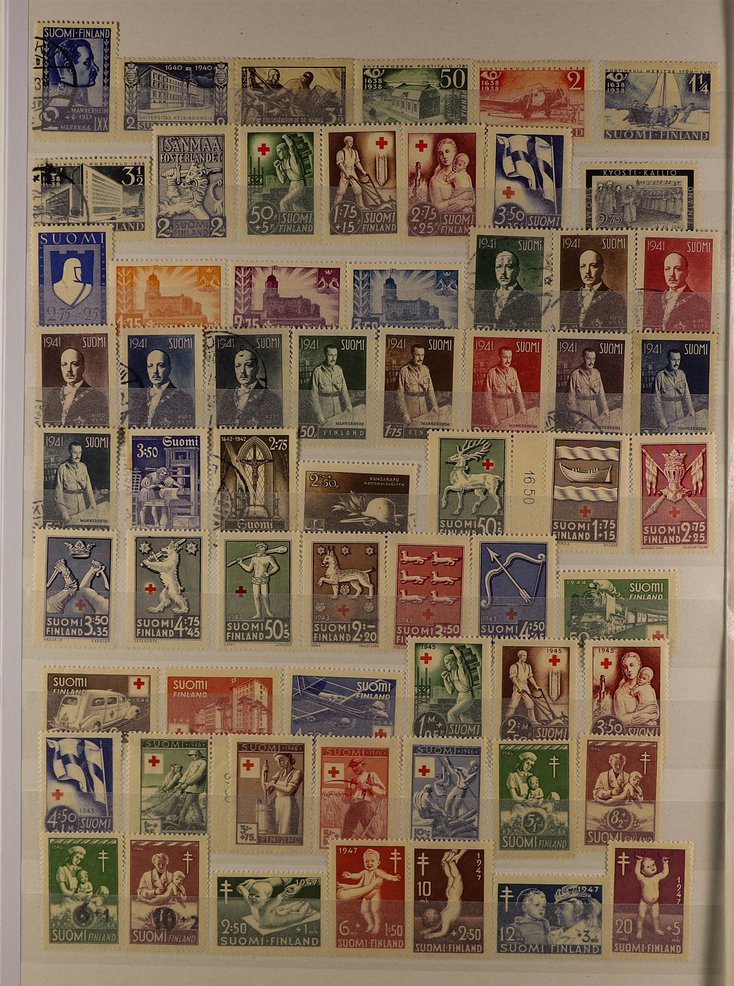 FINLAND 1860 - 2010's ACCUMULATION IN CARTON of mint / never hinged mint & used stamps and miniature - Image 30 of 34