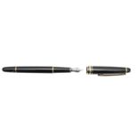 A MONTBLANC MEISTERSTUCK FOUNTAIN PEN 