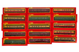 A GROUP OF TRIANG-HORNBY AND HONBY OO GAUGE COACHES