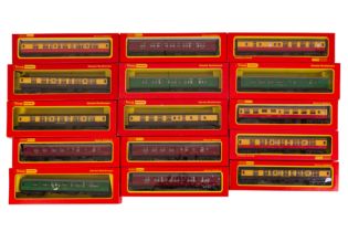 A GROUP OF TRIANG-HORNBY AND HONBY OO GAUGE COACHES