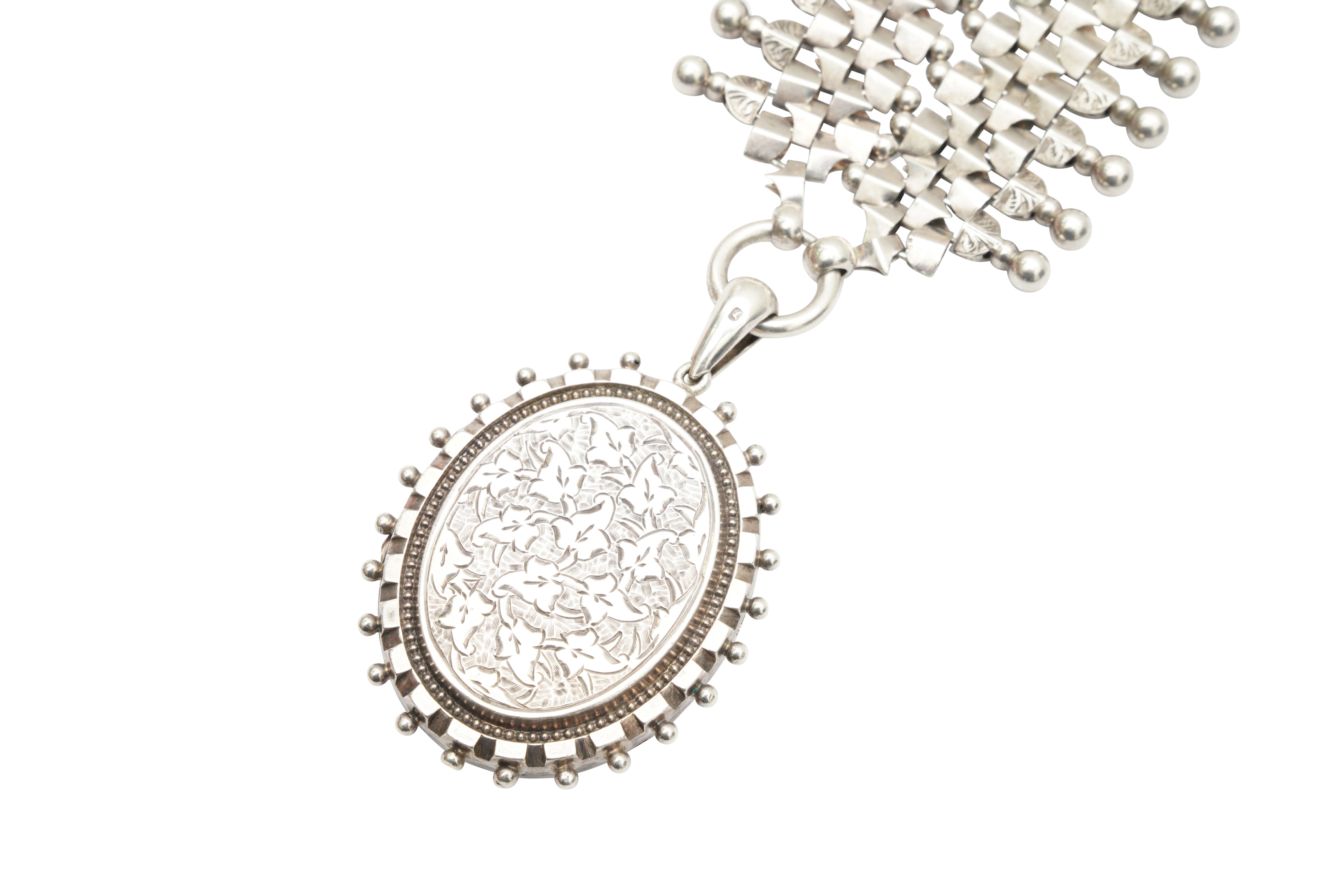 A VICTORIAN SILVER PENDANT NECKLACE - Image 2 of 5