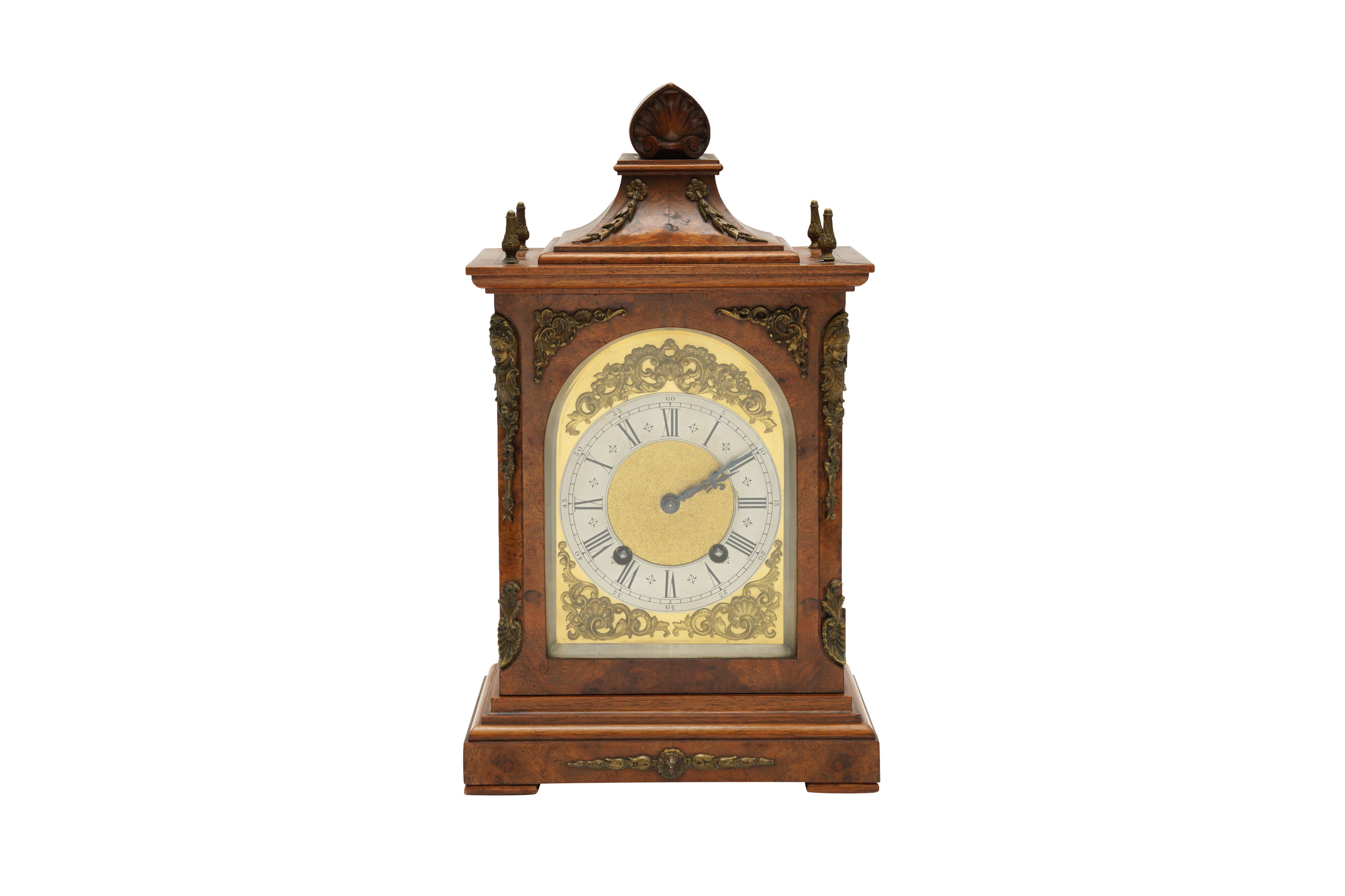 A LATE 19TH CENTURY GERMAN MANTEL CLOCK