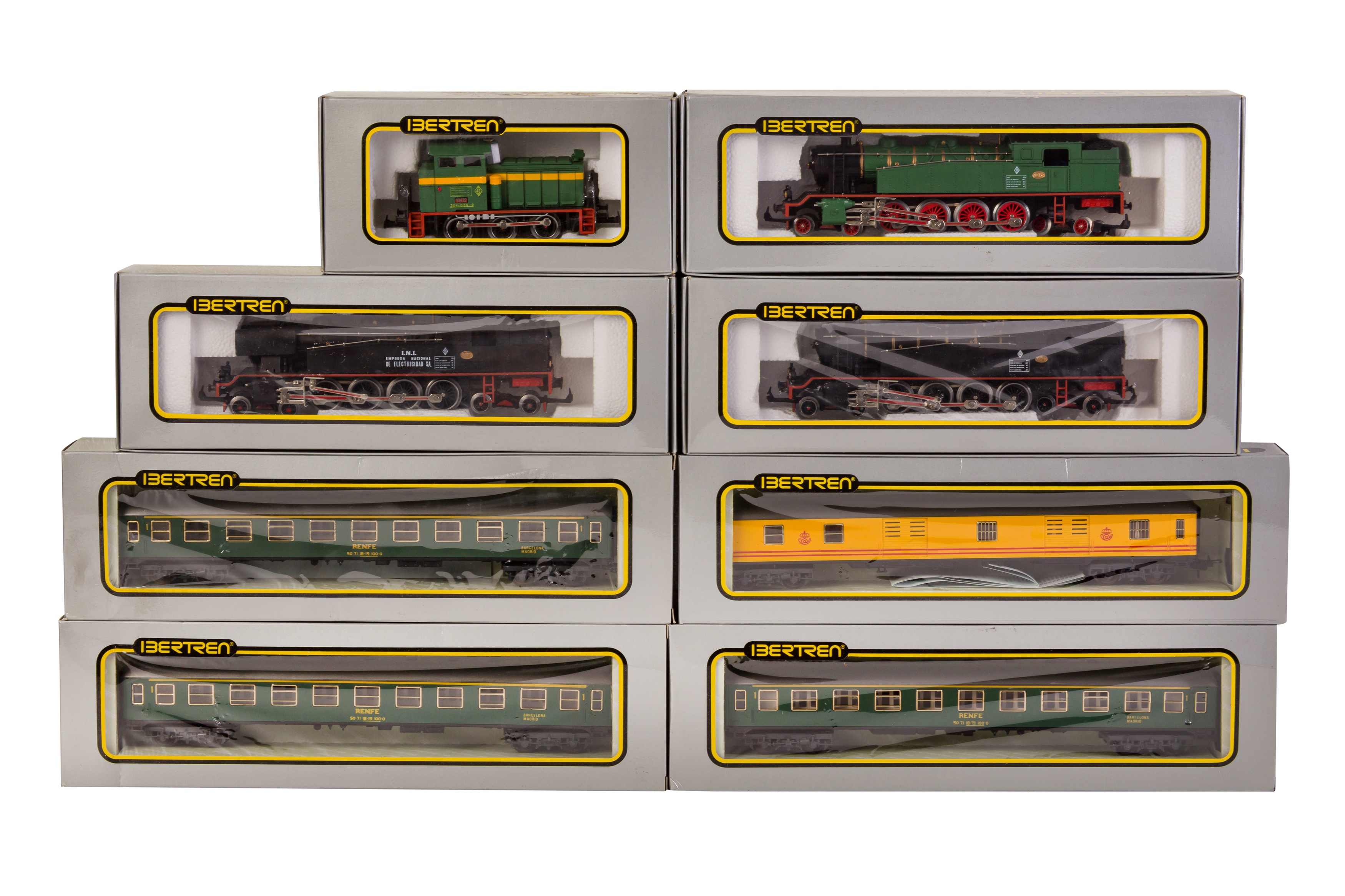 A GROUP OF IBERTREN SPANISH OUTLINE HO GAUGE LOCOMOTIVES AND CARRIAGES,